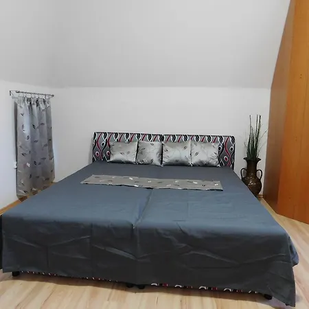 Apartment Tulipan *